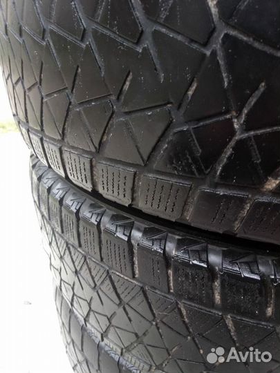 Bridgestone Blizzak DM-V2 225/65 R17 102S