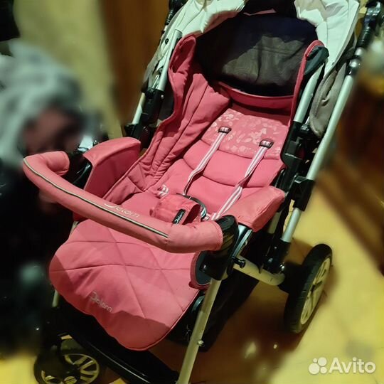 Прогулочная коляска
