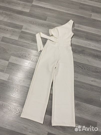 Комбинезон/костюм