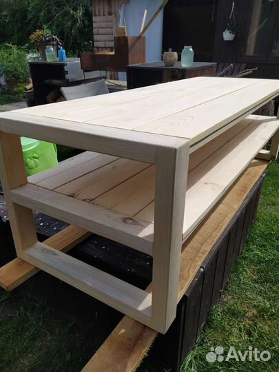Мебель деревянная для улицы и дома