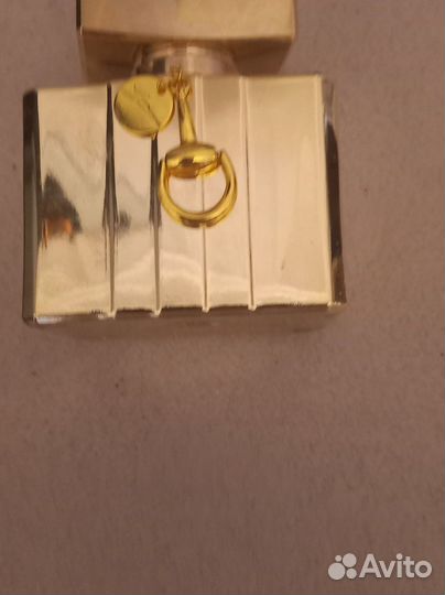 Пустые флаконы от парфюма