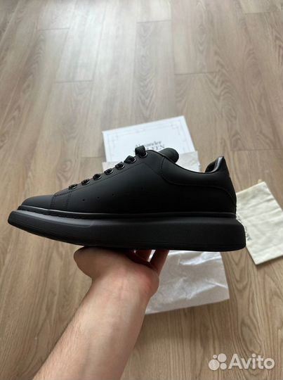 Кеды Alexander Mcqueen Черные