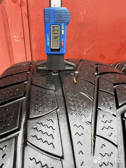 Pirelli Winter Sottozero 210 235/55 R17 99H