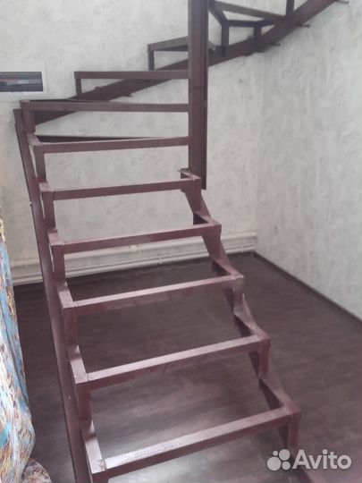 Металлокаркас лестниц