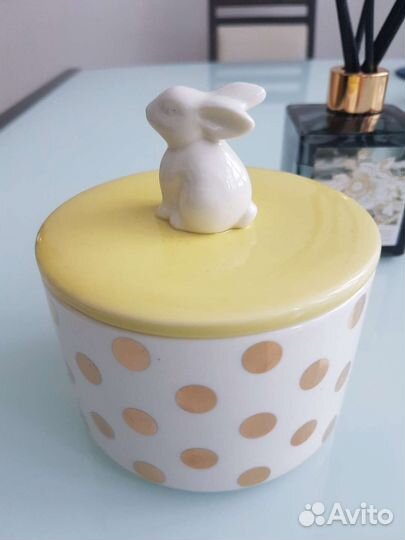 Фарфоровая