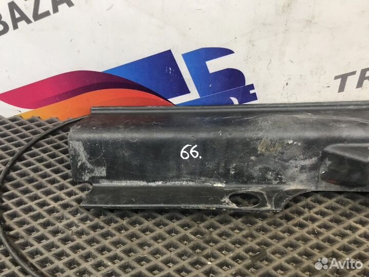 Накладка ручки бардачка правая Daf XF105