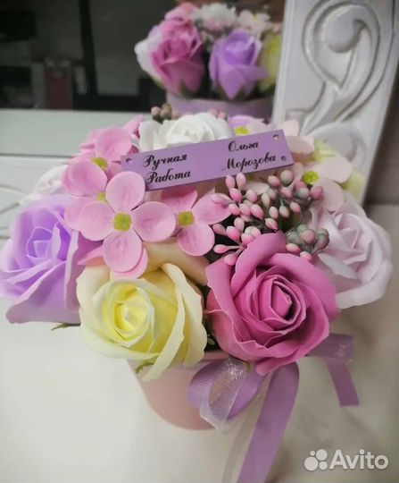 Букет цветов из мыльных роз с гортензией
