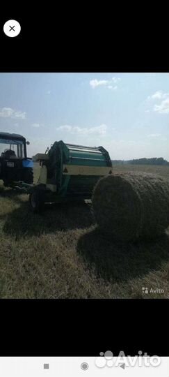 Сено луговое в рулонах