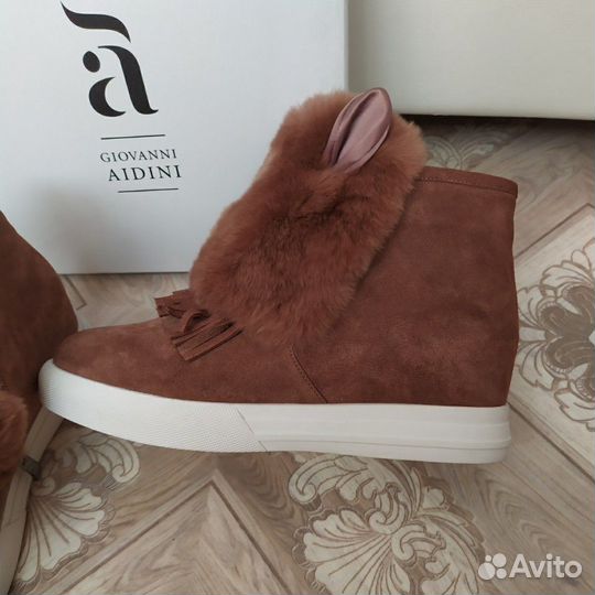 Женские ботинки зимние