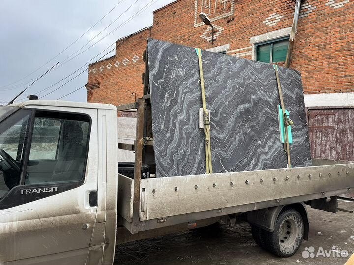 Перевозки на пирамиде окон, стекл, мрамор,кварц