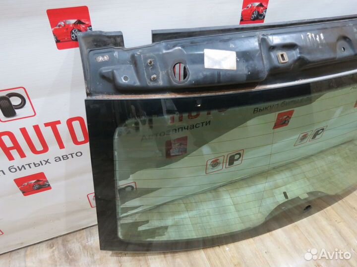Стекло заднее Volkswagen Touareg