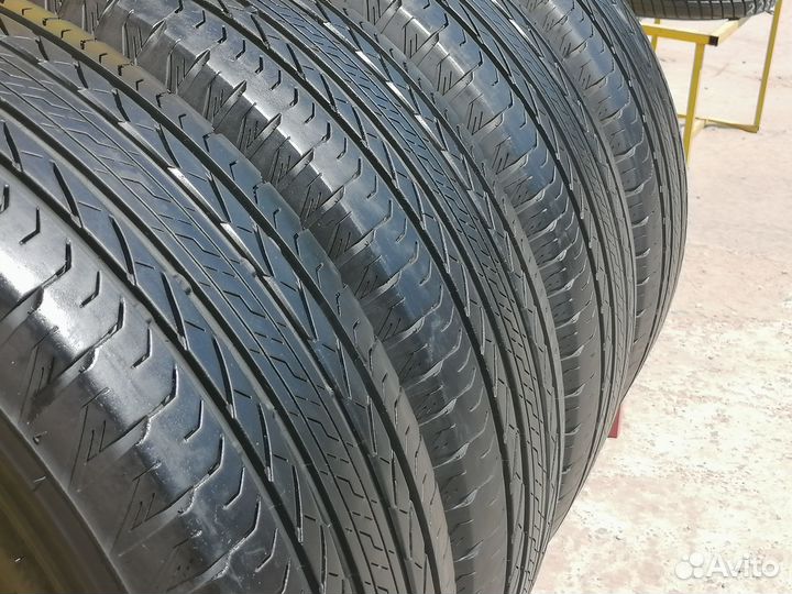 Bridgestone Dueler H/L 850 265/70 R16