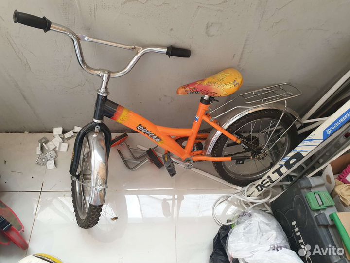 Велосипед детский с колесиками