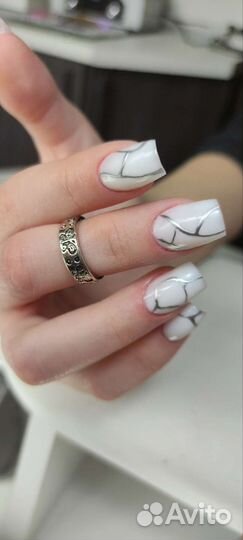 Мастер маникюра