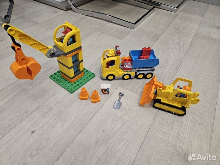 Lego duplo 3 набора + детали