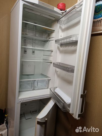 Холодильник на запчасти