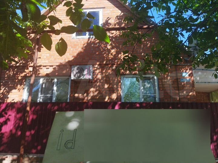 Дом 68 м² на участке 7 сот.