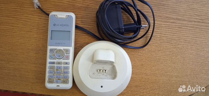 Стационарный радиотелефон LG
