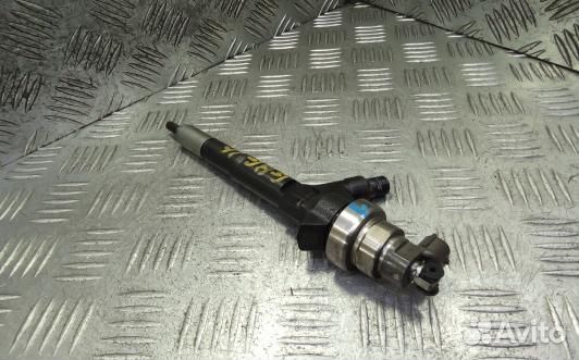 Форсунка дизельная chevrolet cruze J300 (GBG16AL01