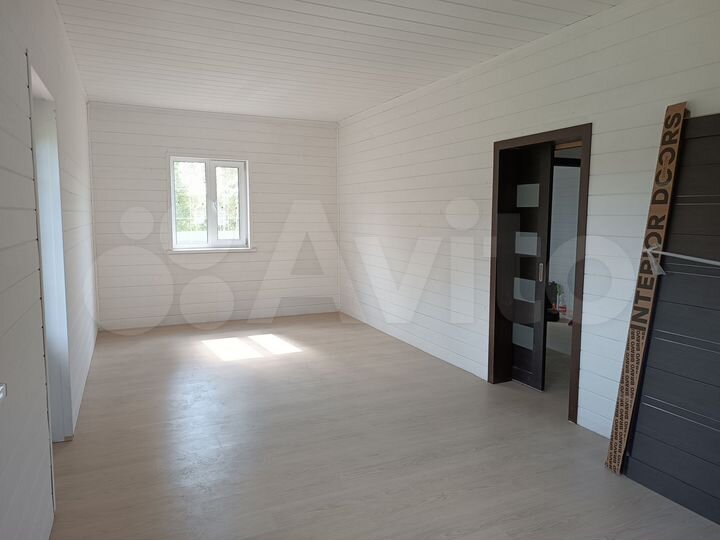 Дом 141 м² на участке 7 сот.