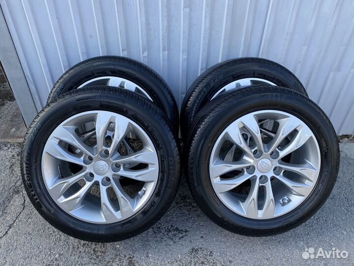 Оригинальные летние колеса Geely r16