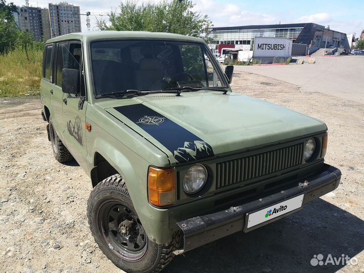 Isuzu Trooper 2.3 МТ, 1988, 169 000 км