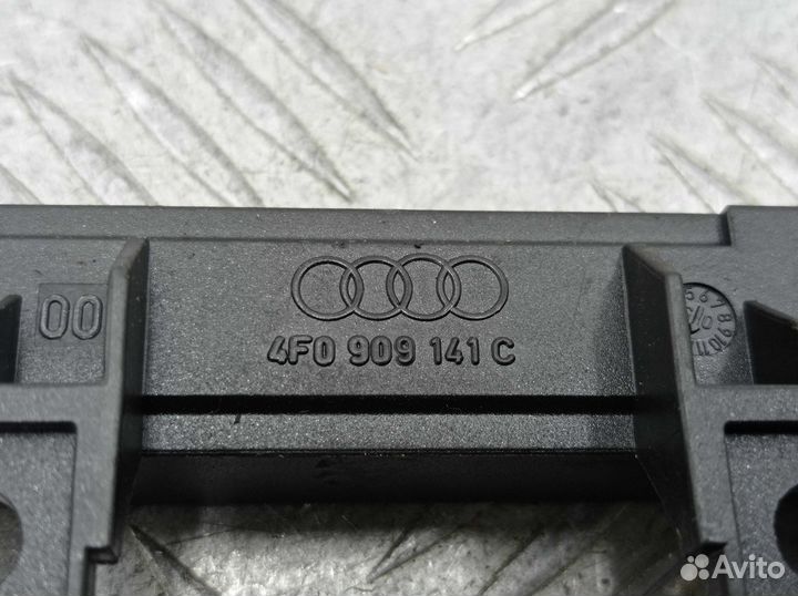 Антенна Audi Q7 4L 4F0909141C