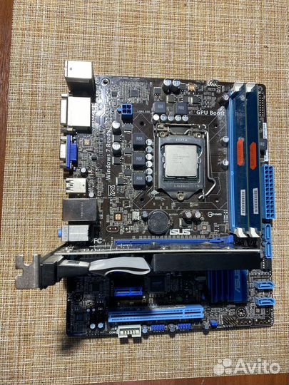 Материнская плата с процессором