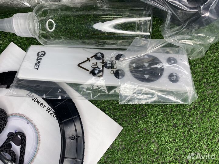 Робот для мойки окон Даджет dBot W200