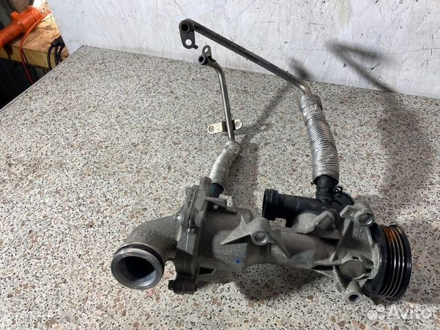 Помпа Mercedes Gla X156 M270 1.6I 2014