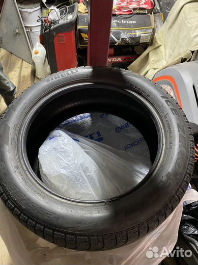 Pirelli Ice Zero 235/55 R19