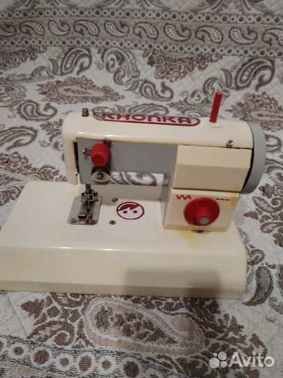 Швейная машина игрушка