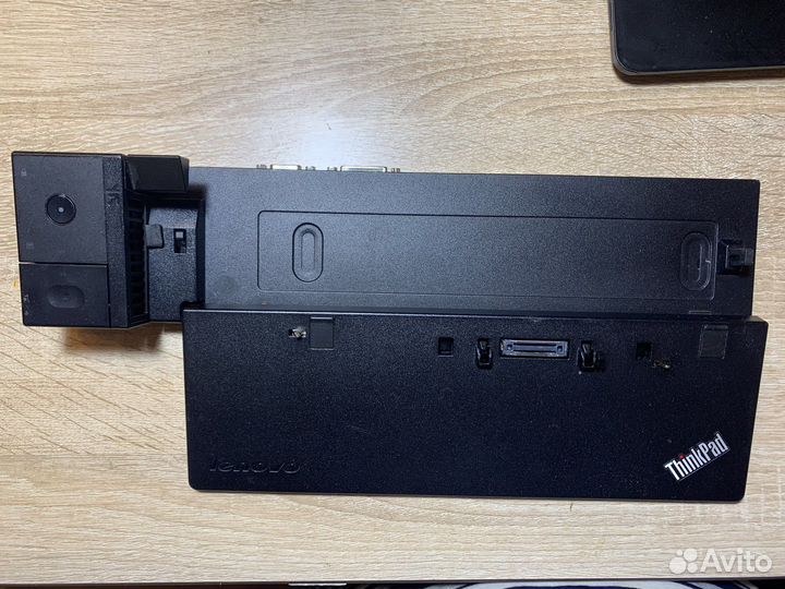 Док-станция Lenovo ThinkPad Ultra Dock 40A2 и 40A0