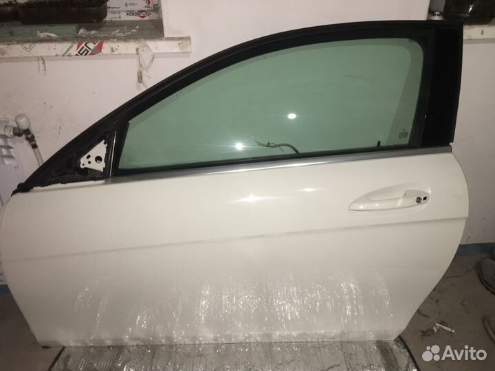 Дверь левая купе c class Mercedes купэ w204