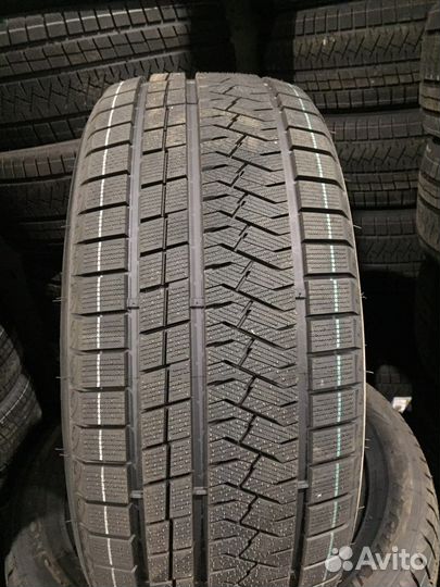 Triangle PL02 295/40 R20 112V