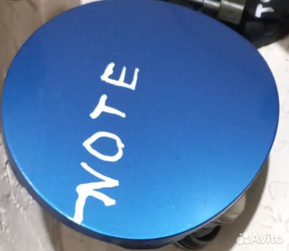 Лючок бензобака