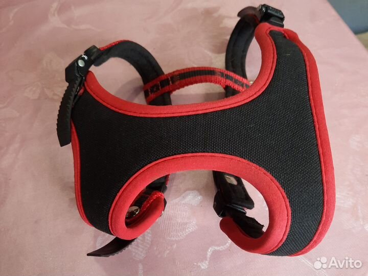 Шлейка и миска для собак