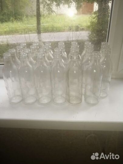 Бутылка стеклянная