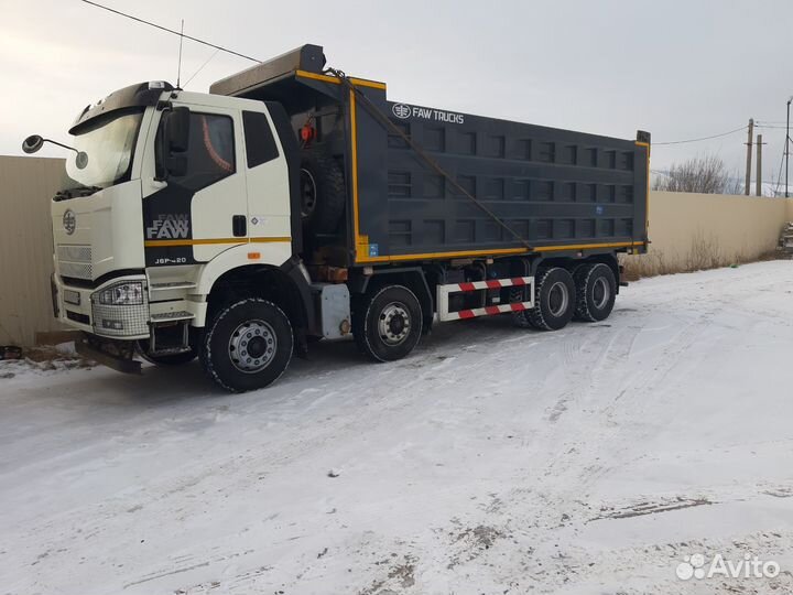 Продаётся самосвал