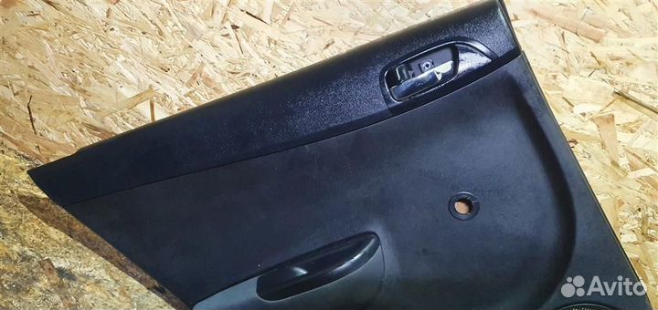 Обшивка двери задней левой Hyundai i20 2008-2014