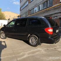 Chrysler Grand Voyager 3.3 AT, 2006, 266 000 км, с пробегом, цена 1 800 000 руб.