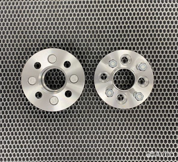 Проставки колесные 2шт 4х98 20мм цо 58.6 Ваз Лада