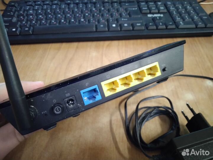 Роутер asus RT-N10E