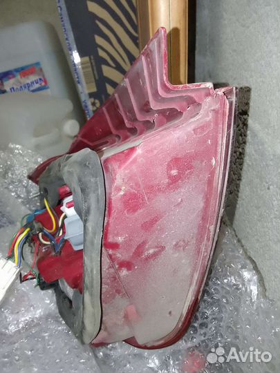 Продаю фонарь задний правый на лачетти седан