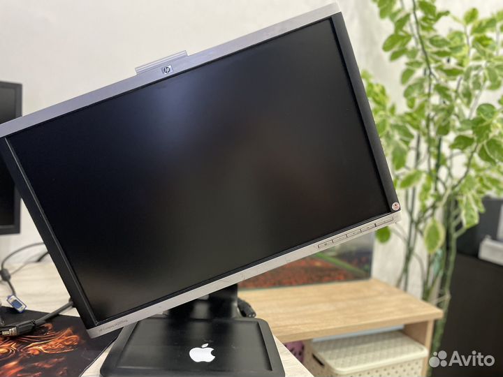 Монитор hp 22
