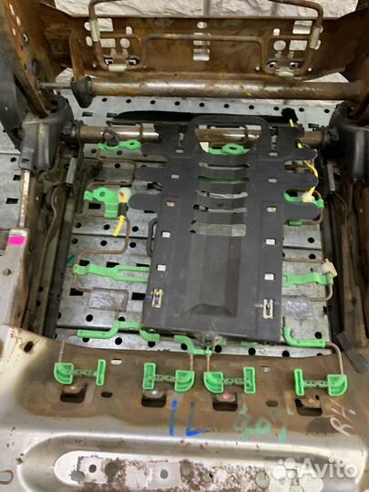 Lexus NX 200 (Z10) Каркас передних сидений RH