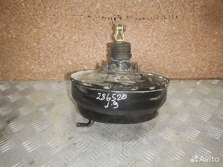 Усилитель тормозов вакуумный, Mitsubishi -lancer 9