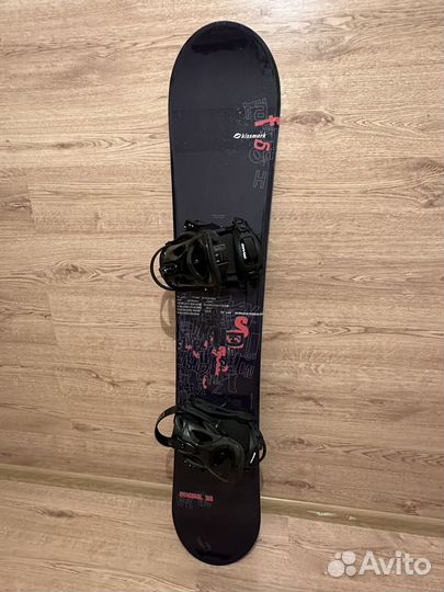 Сноуборд с креплениями