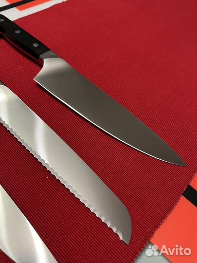 Набор ножей в блоке с самозаточкой Zwilling Pro