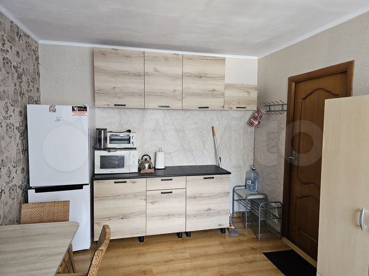 Комната 16 м² в 3-к., 1/2 эт.